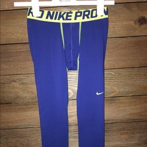 Nike boys leggings. Excellent condition. NWOT.
